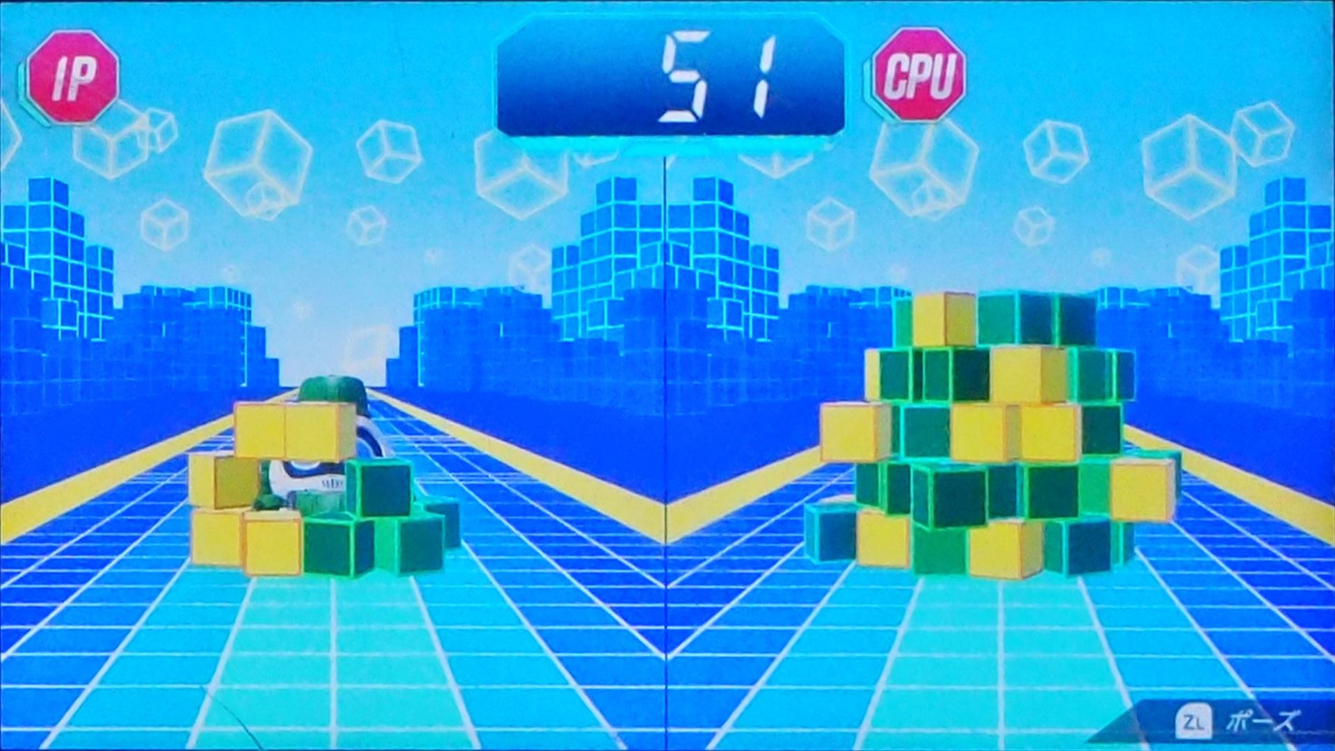 キューブを壊していくと中に隠れているターゲットが見えてくる