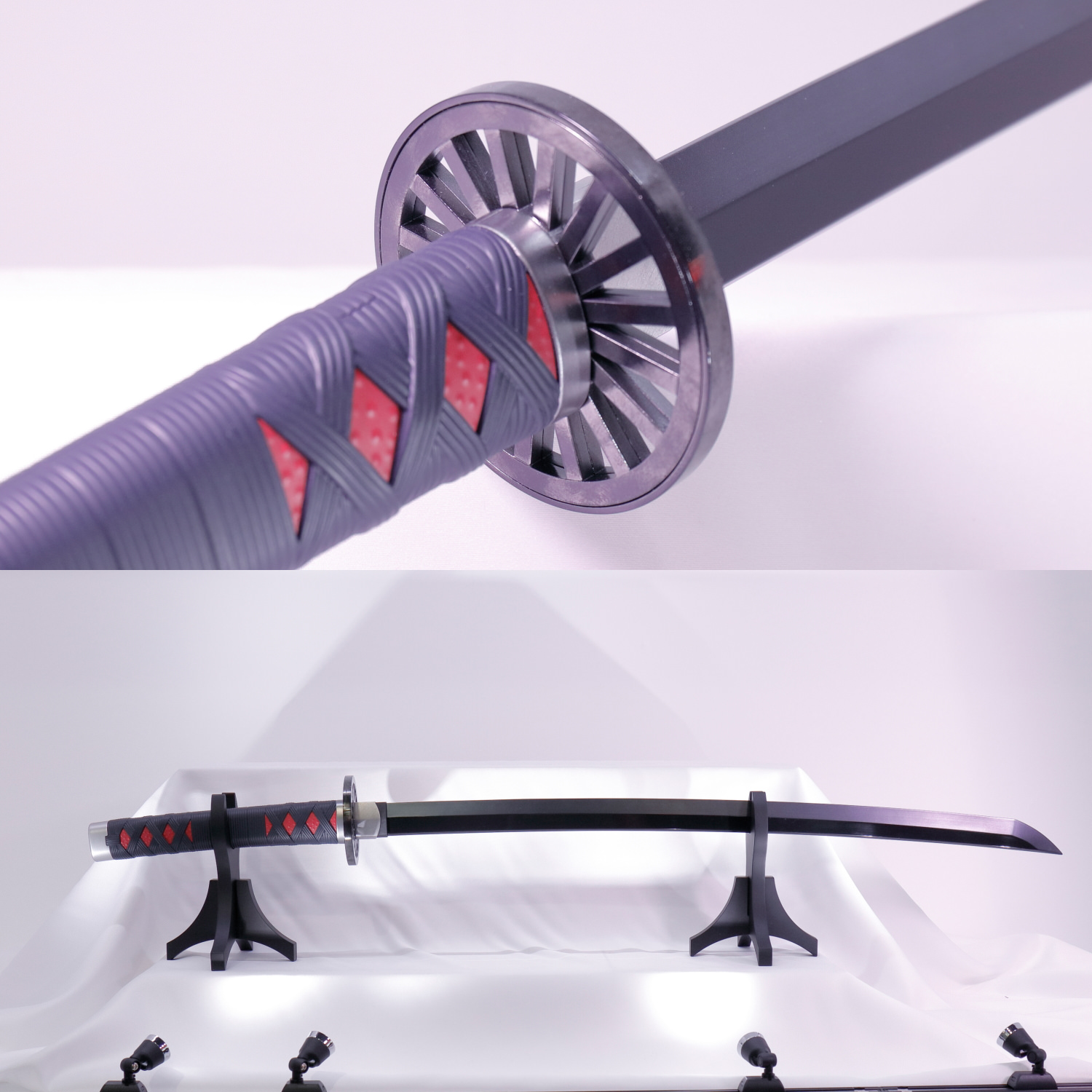 鍔の形、刃の色がはっきり違うことがわかる