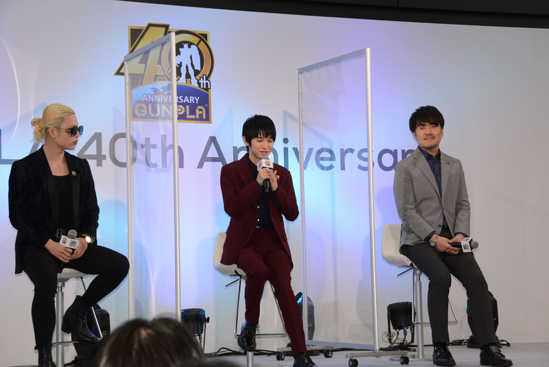お笑いタレントの土田晃之さん、ホストのROLANDさんともガンプラの濃いトークを繰り広げた