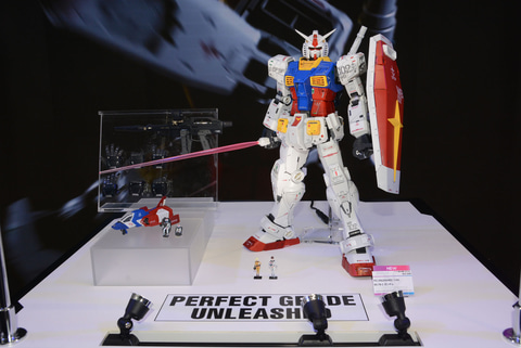 得価20241円～ ガンプラEXPO限定 PG 1/60 機動戦士ガンダム シャア専用ザク フルカラーコーティングバージョン その他