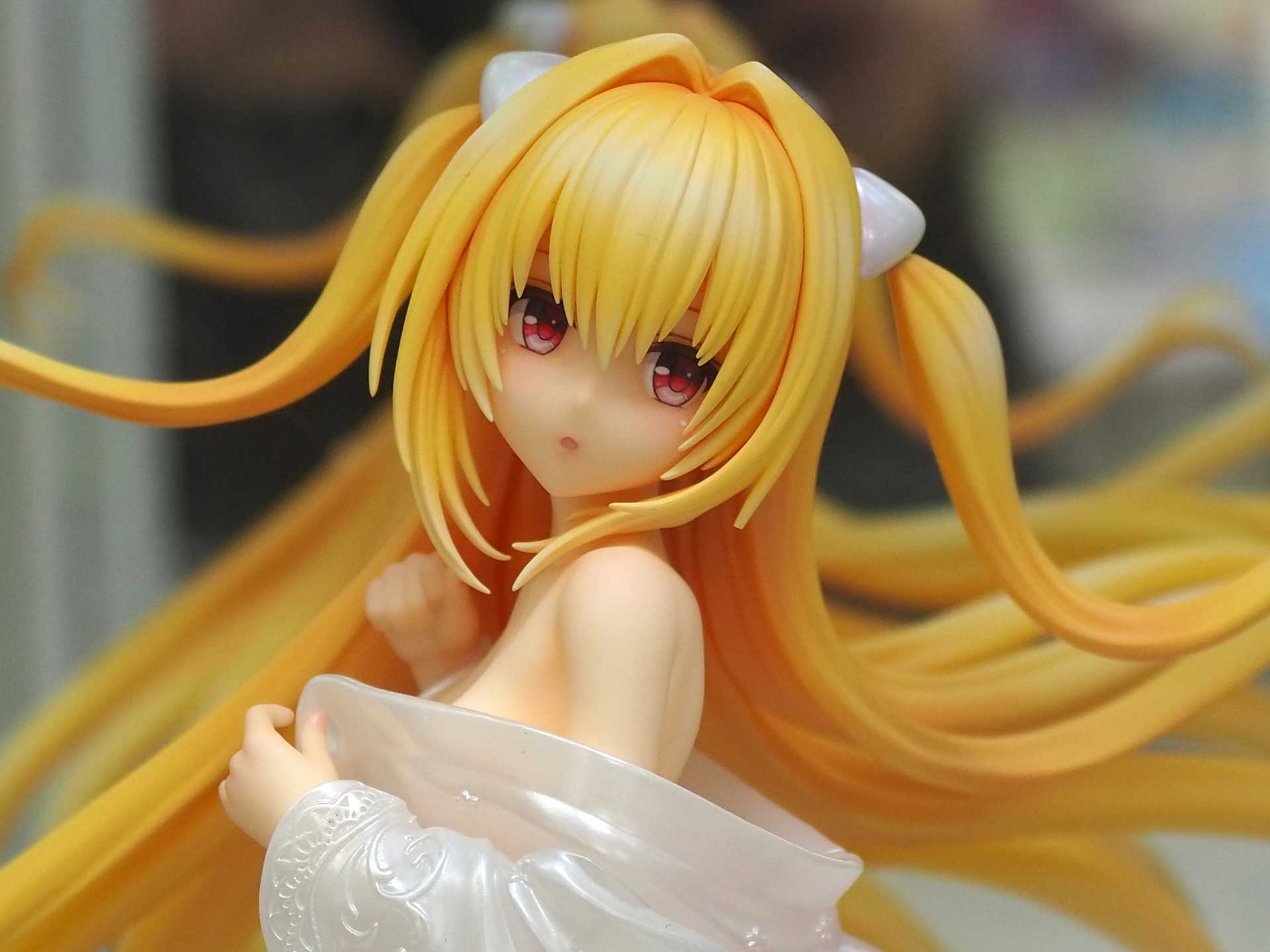 写真のように、ふとした瞬間を切り取ったかのような躍動感がある