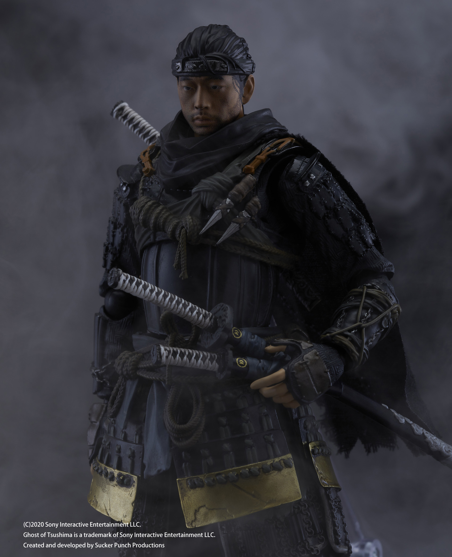 ドライアイスを使って「冥人」の雰囲気を演出