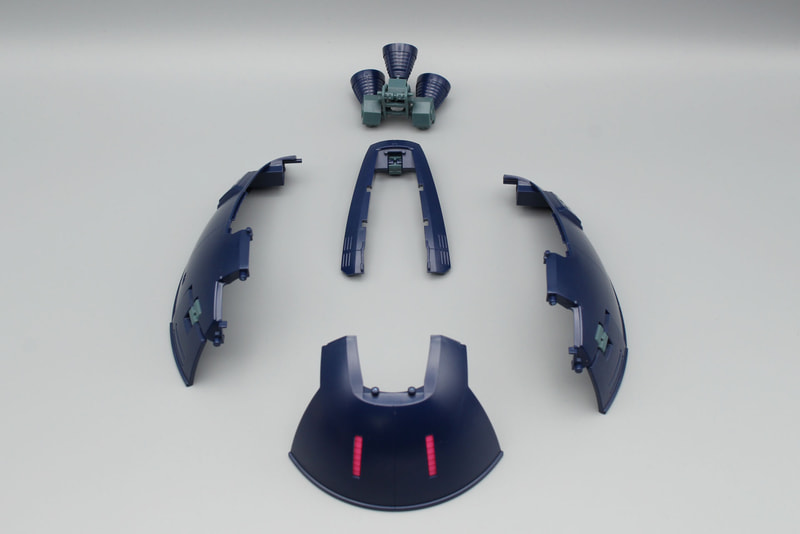 分割されたそれぞれのパーツを組み立てていく