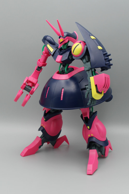 本体正面。このシルエットを1/144スケールで楽しめるのは本当に嬉しい