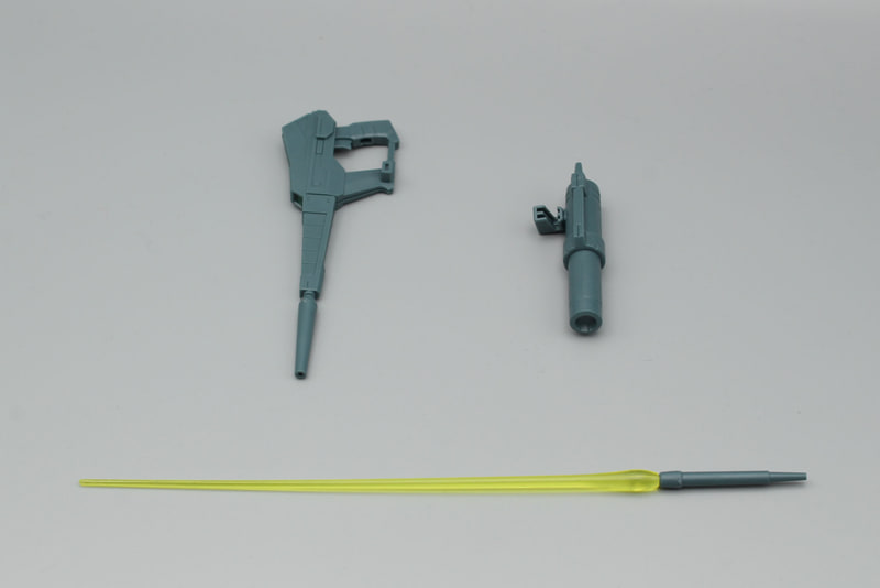 武器はビームライフル、ビームサーベル、そしてMA時に装備する拡散メガ粒子砲だ