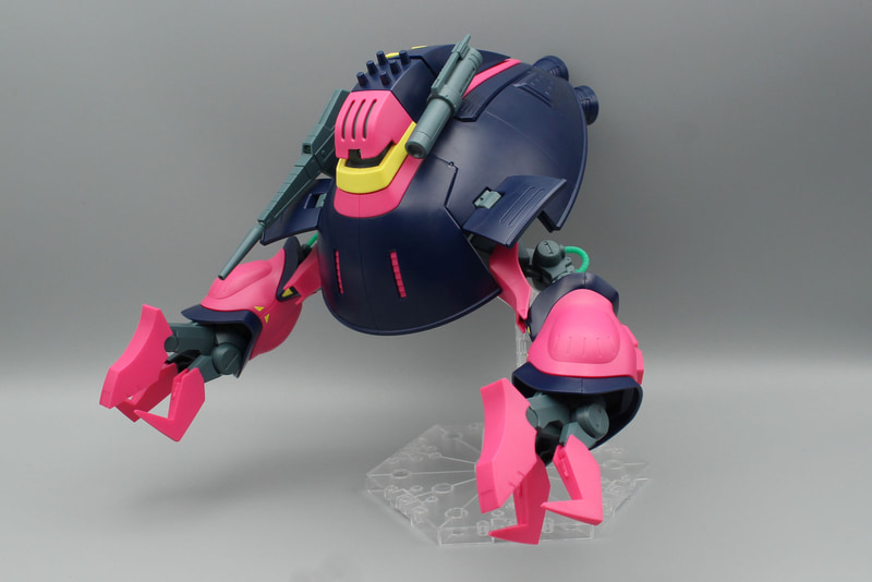 MA形態時上部のカバーを開けて拡散メガ粒子砲を取り付けられる