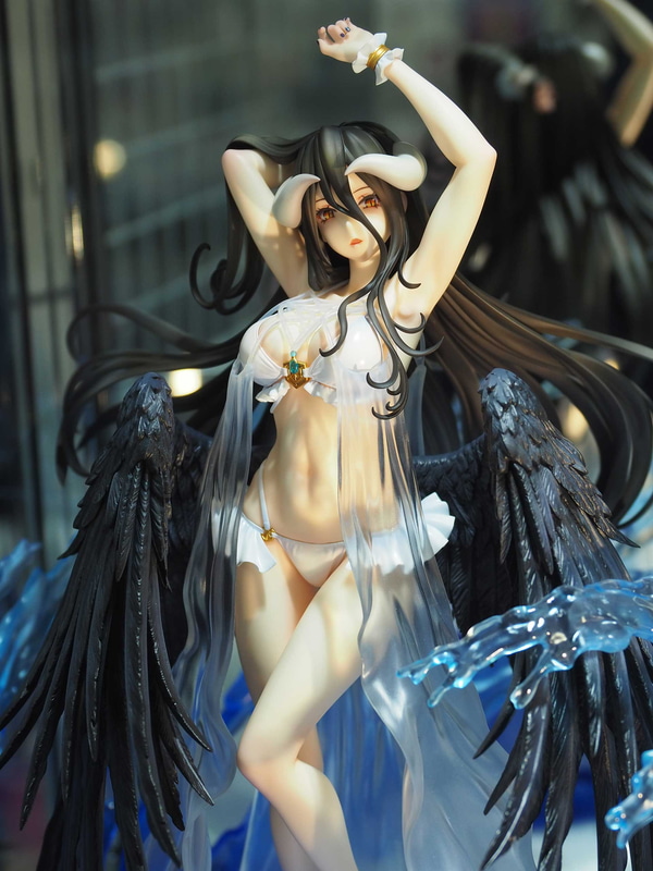 「アルベド -水着ver.-」もあみあみで展示中だ。こちらも合わせてゲットしたいところである