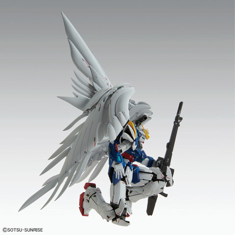 新機動戦記ガンダムW Endless Waltz」より、「ウイングガンダムゼロEW