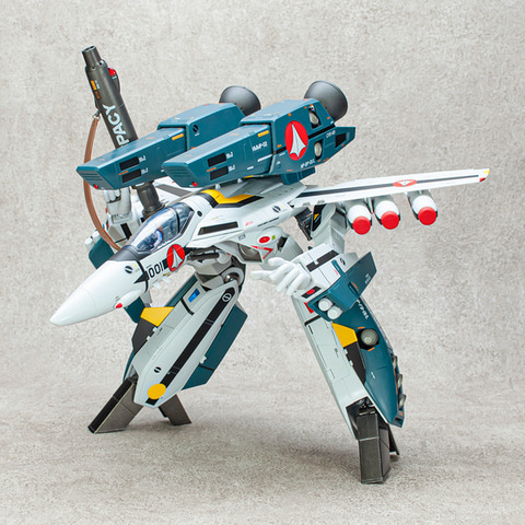 BANDAI - 【frmjpnさん専用】VF-1S バルキリー ロイ・フォッカースペシャル×3体 Amazon.co.jp: TAMASHII NATIONS DX超合金 超時空要塞マクロス