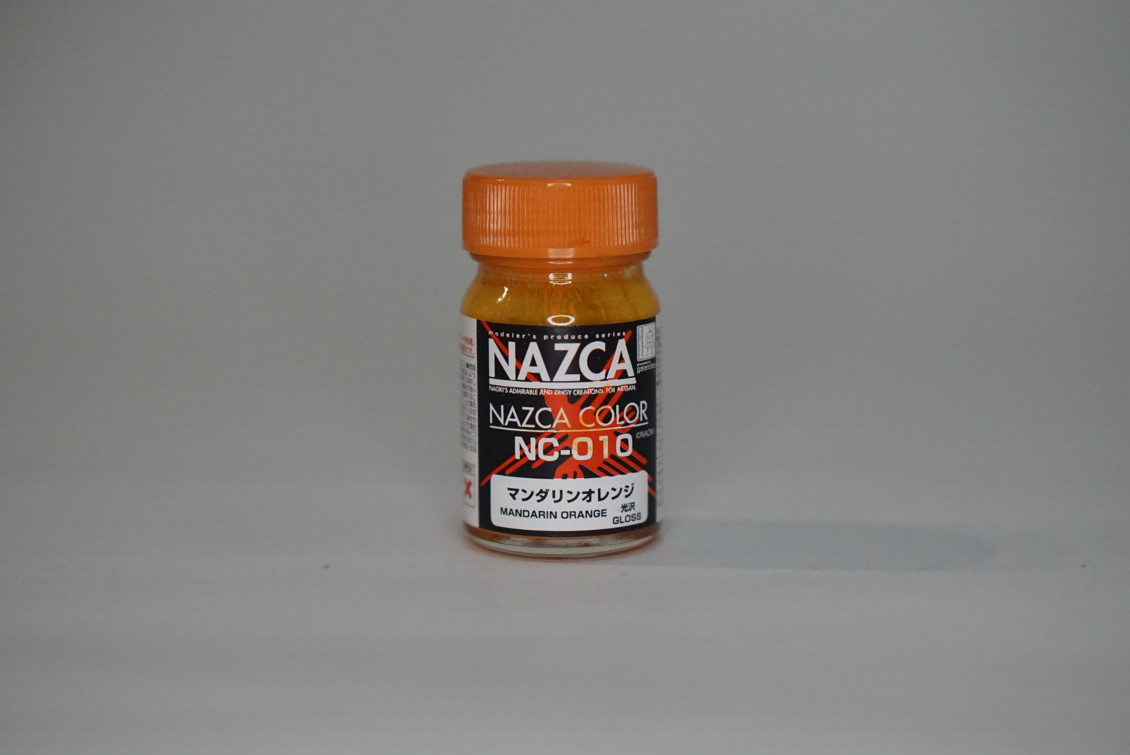 ガイアノーツの「NAZCAシリーズ　マンダリンオレンジ」 350円(税別)