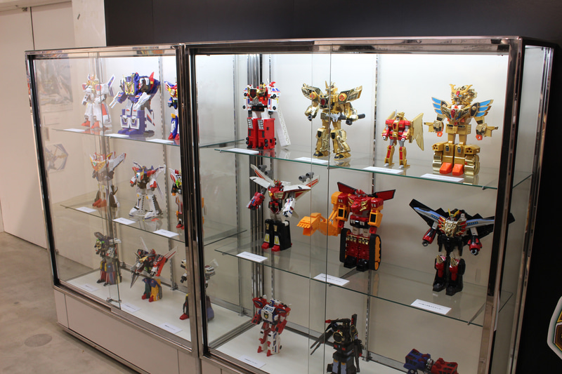 タカラから過去に発売された玩具のシリーズも。懐かしいと思うファンは多いはず