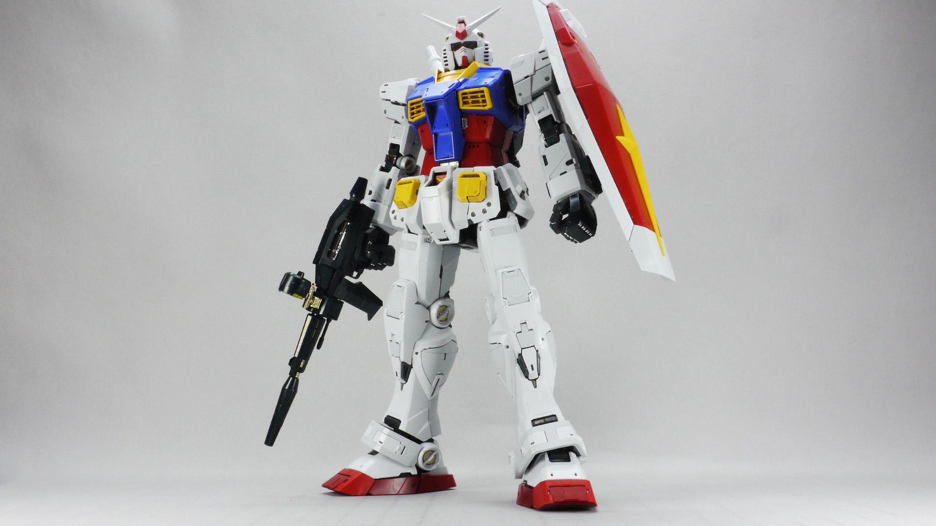 今回は前編。完成した姿は後編でたっぷり紹介したい