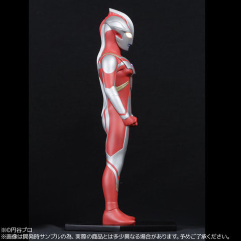 約30cmのウルトラサイズで立体化！ 「ウルトラマンメビウス Character