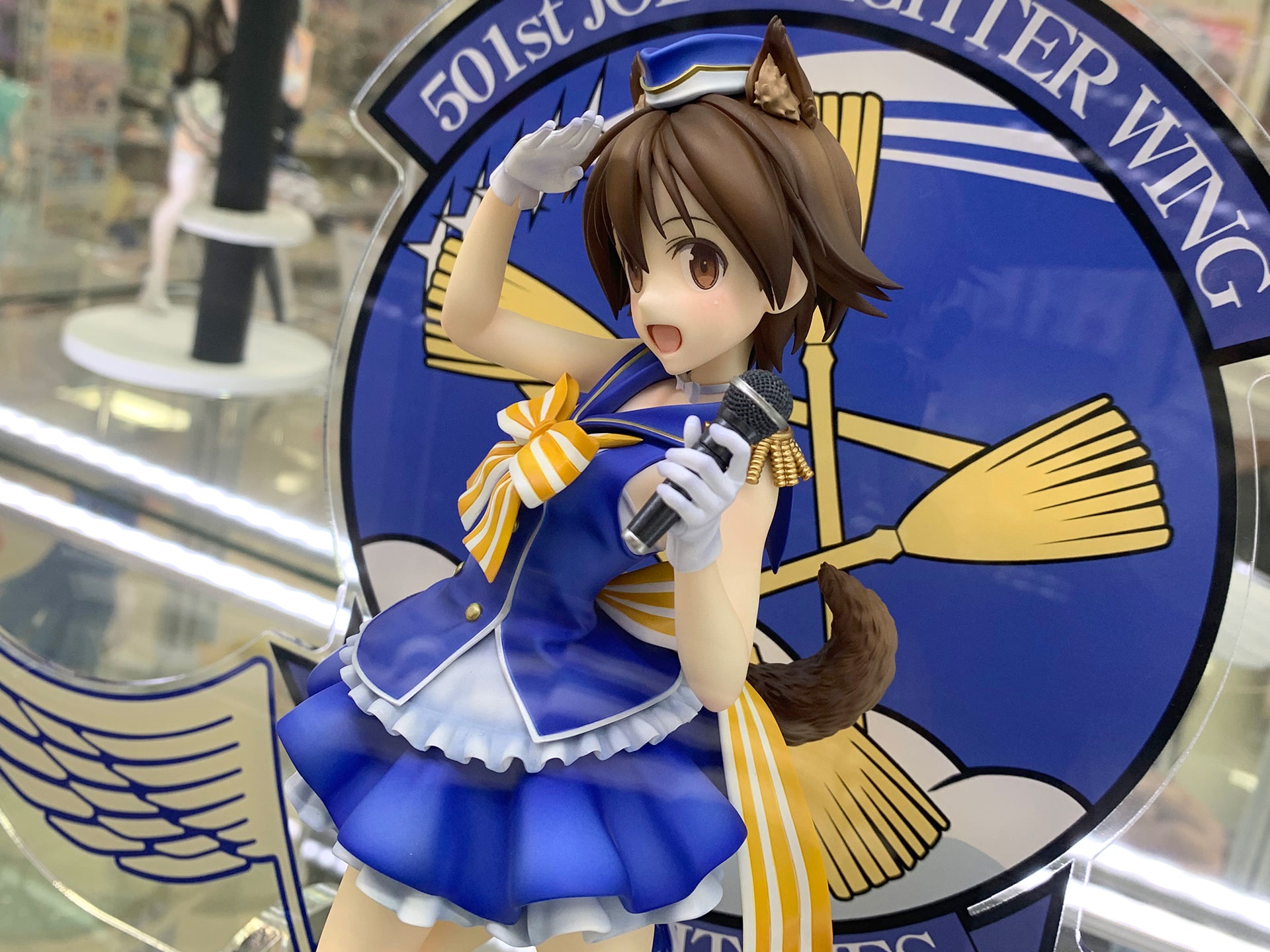 別の角度から見ると、身体の細さがよくわかる