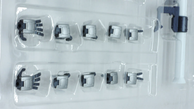 現実にガンダムのピースサインは見てみたかったですね