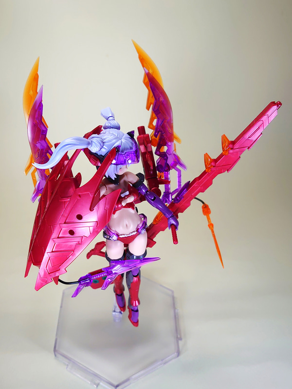 上からその2。大振りなシールドが魅力的ですね