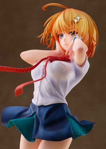 なびくスカートの下から覗く……!? 「ド級編隊エグゼロス」より星乃雲母