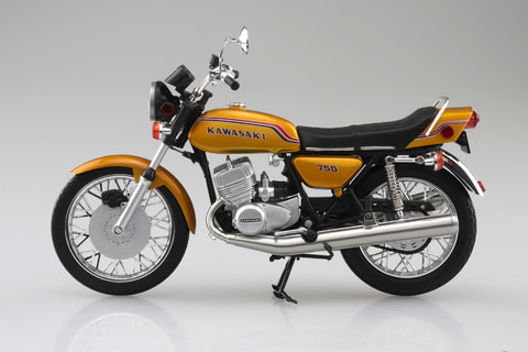 マッハ750が1/12スケールで登場！ 「KAWASAKI 750SS MACH IV