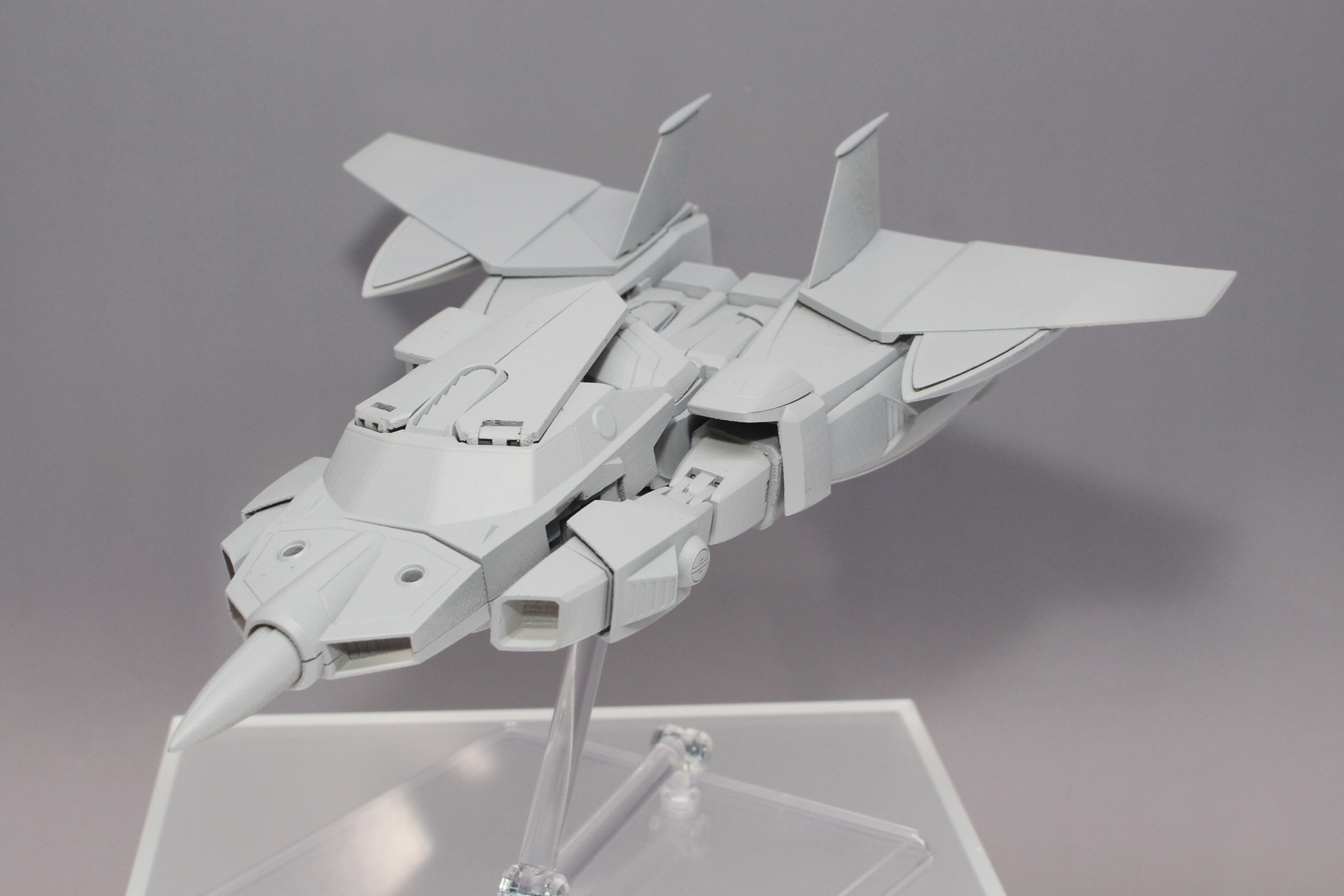 こちらはブライサンダー。ブライスターが変形と巨大化によってこの姿になる