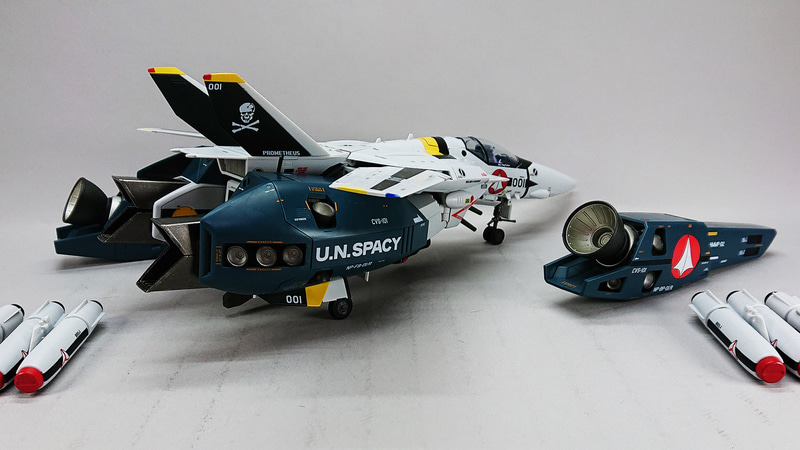 パイロットがフォッカー少佐になっていますが、もちろんテストパイロットをやっていた……という想定にしてみました