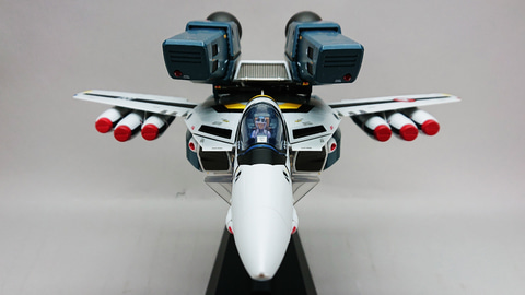 レビュー】「DX超合金 VF-1Sバルキリー ロイ・フォッカー