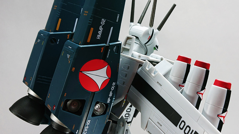 パイロットがフォッカー少佐になっていますが、もちろんテストパイロットをやっていた……という想定にしてみました