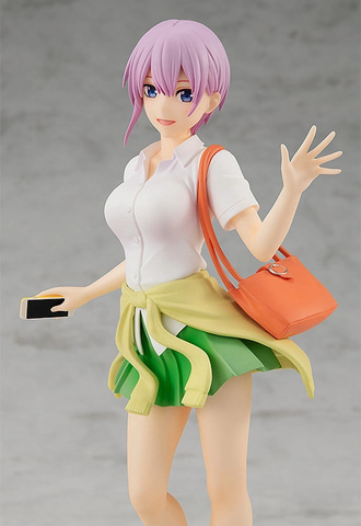五等分の花嫁」より長女・一花と次女・二乃が3,900円均一のフィギュア
