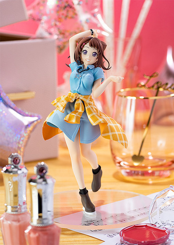 バンドリ！」より、「戸山香澄」の私服姿を再現したフィギュアが