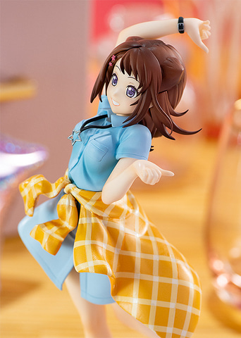 バンドリ！」より、「戸山香澄」の私服姿を再現したフィギュアが本日