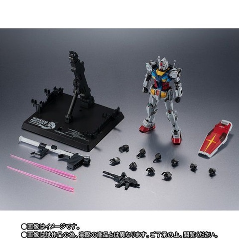 ビーム・サーベルで斬りかかるあのシーンも再現可能！ 「超合金×GUNDAM