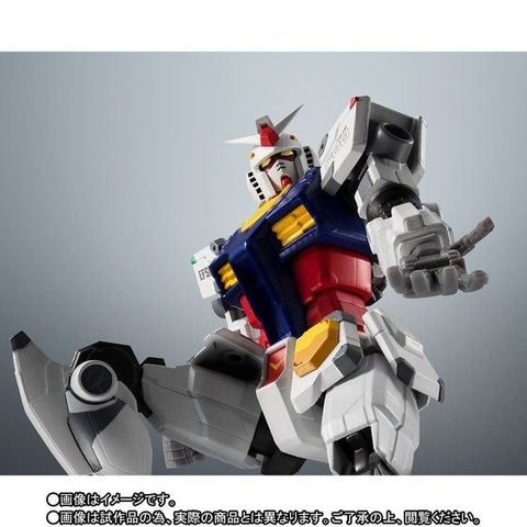 ビーム・サーベルで斬りかかるあのシーンも再現可能！ 「超合金×GUNDAM