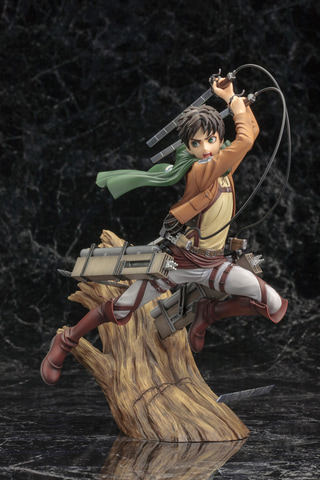 エレン・イェーガー フィギュア　未開封立体機動装置付き Amazon.co.jp: 進撃の巨人 MASTER STARS PIECE THE EREN YEAGER