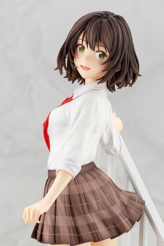 新ショットも公開！「弱キャラ友崎くん」より、1/7スケールフィギュア
