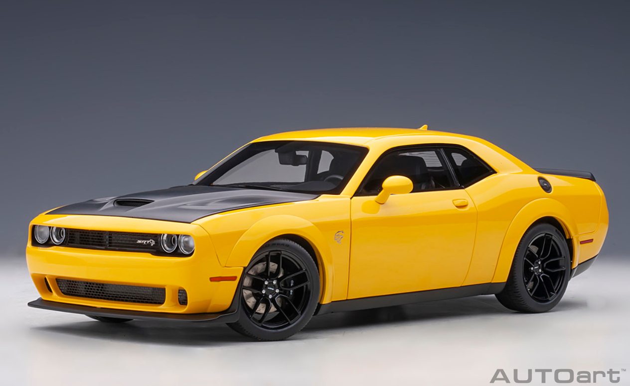 イエロー／マット・ブラック・ボンネット　価格：29,480円（税込）