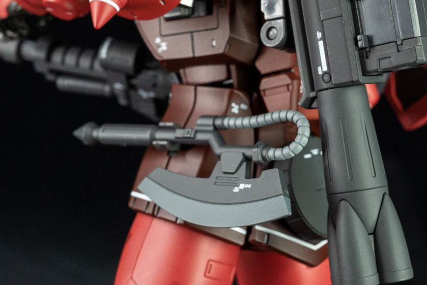 ヒート・ホークは腰にもマウントできる