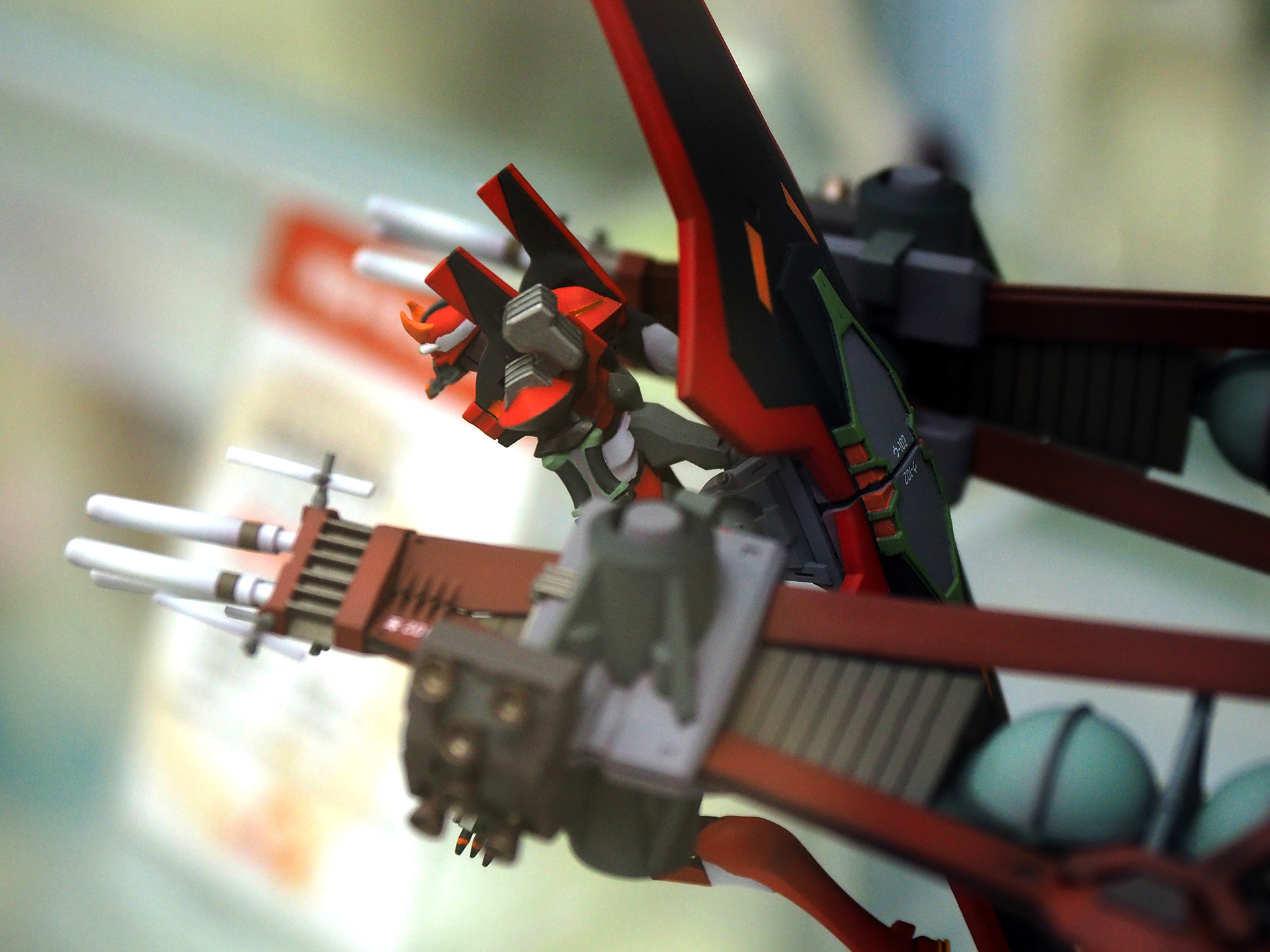 映画の中で見られなかった角度からも、造形が楽しめるのは素晴らしい