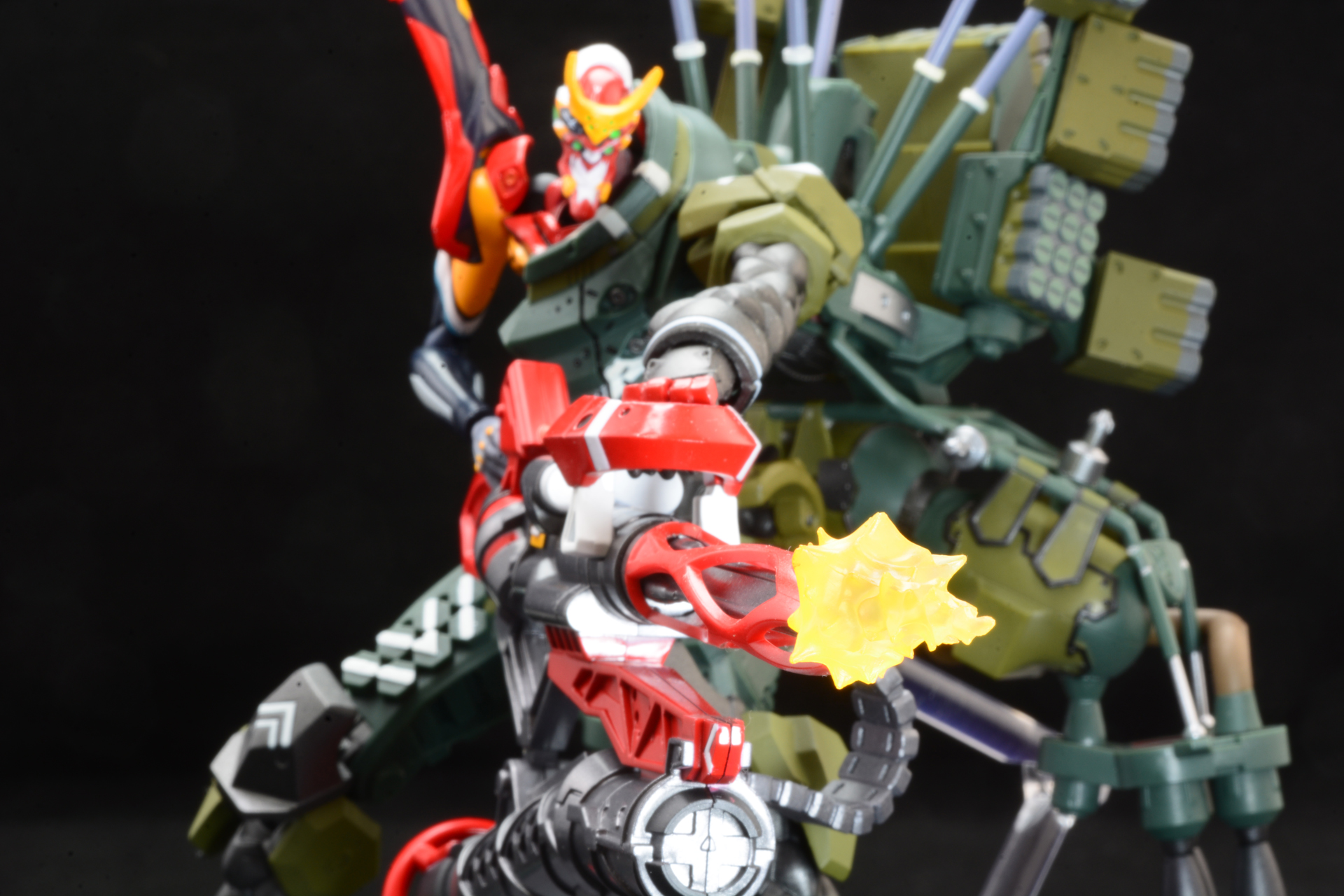 ガトリングを発射したエフェクトパーツも用意されている