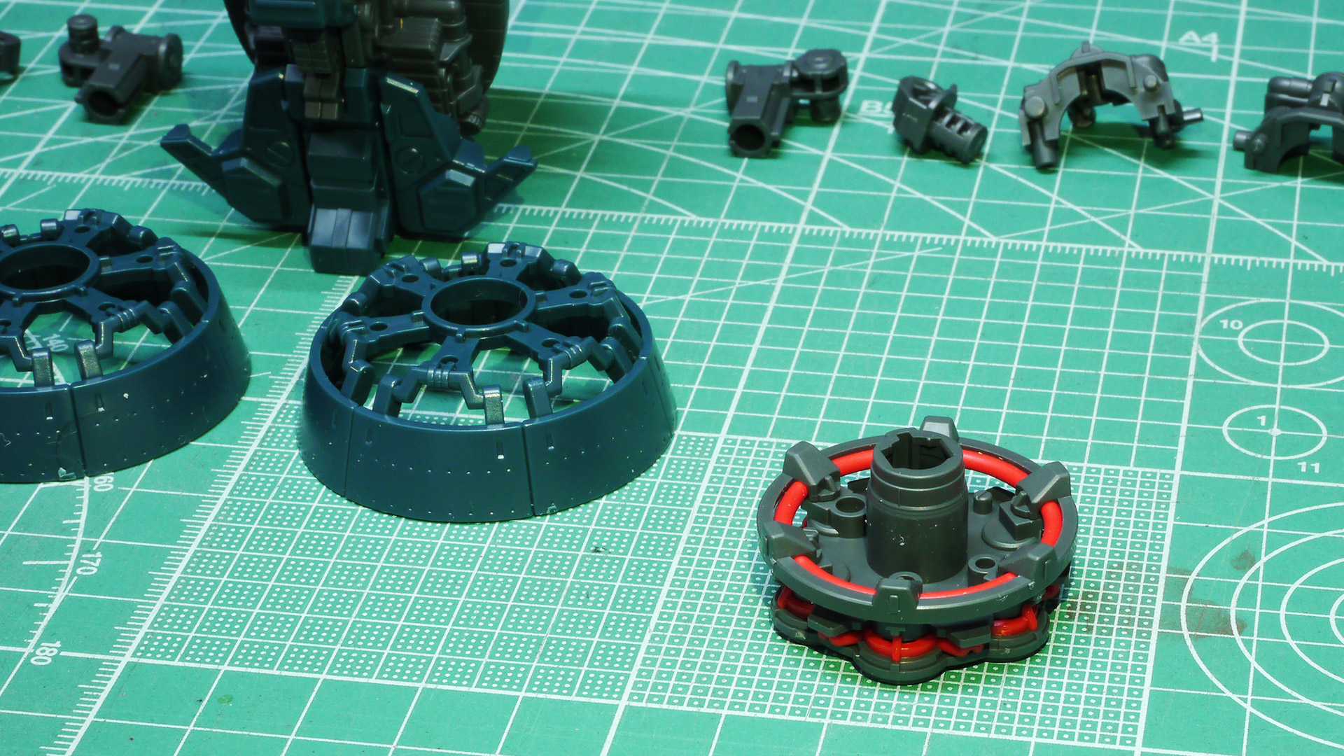 バーニア内周の赤いリード線がカッコイイですね！こういうこだわり大好きです