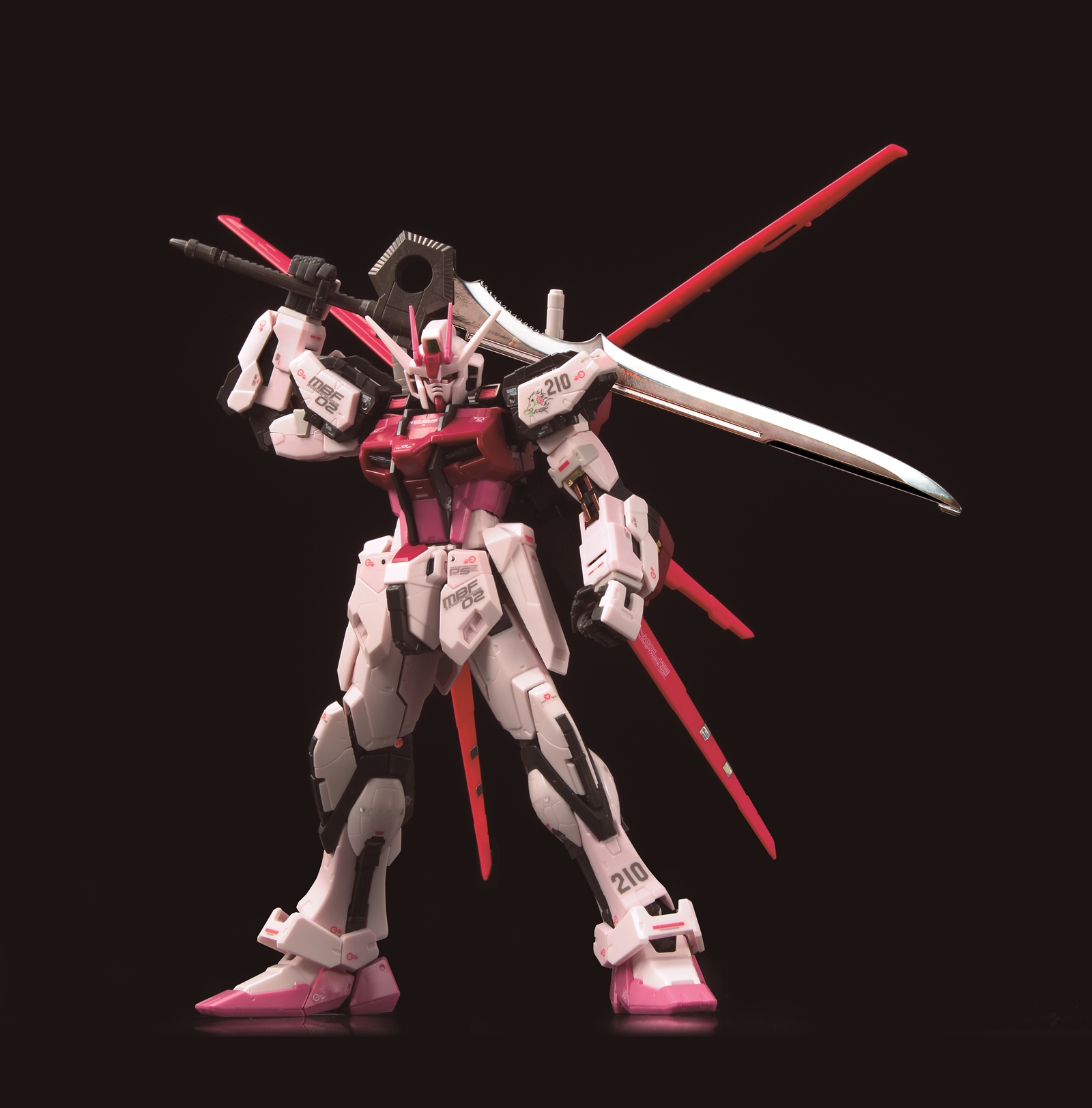 RG 1/144 ストライクルージュ グランドスラム装備型 価格：3,300円（税込）