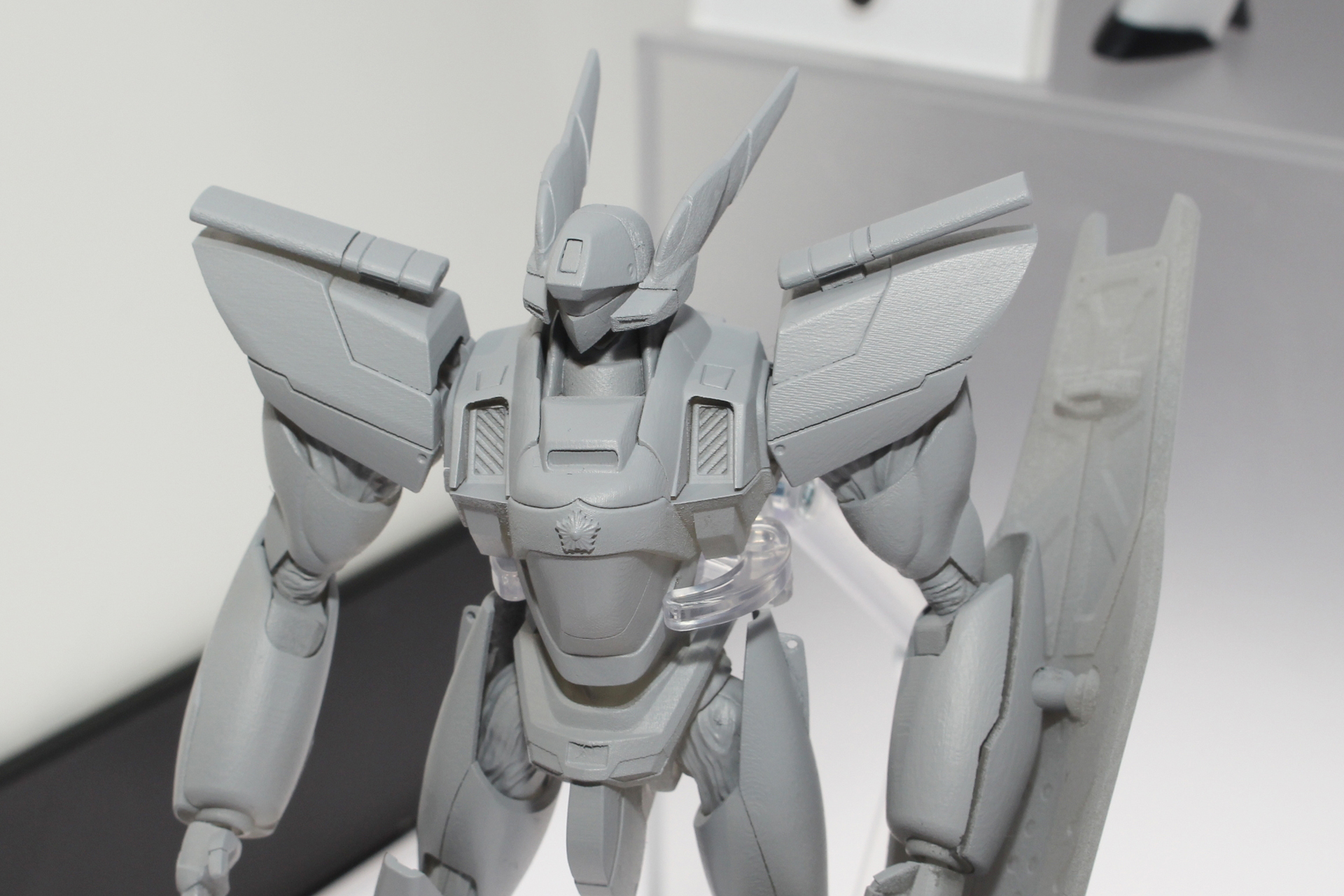 スタンスティックやリボルバーカノンの収納ギミックがあるのかも気になる