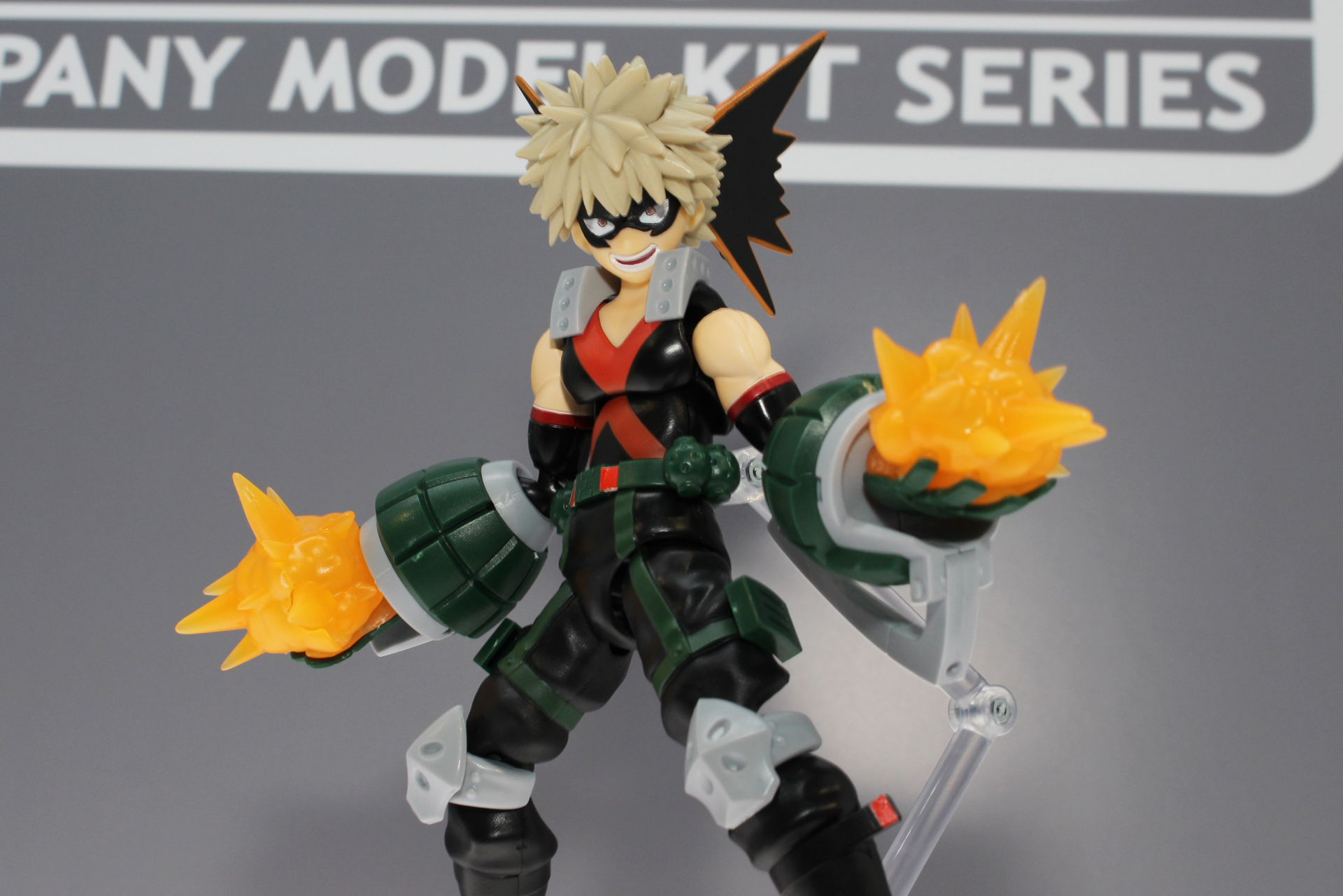 エフェクトパーツが付属するのも嬉しいところ