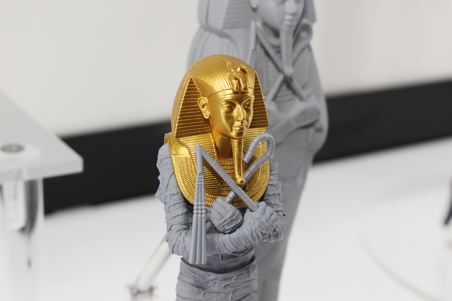 試作品も金色で塗装され、一際輝いていた黄金のマスク