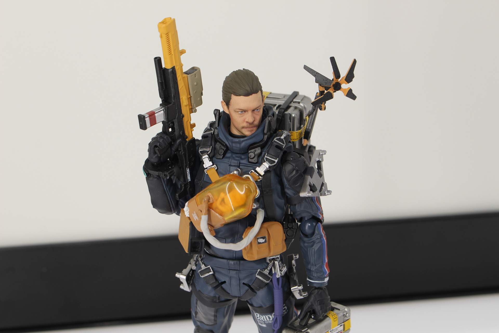 「figma サム・ポーター・ブリッジズ」。10月発売予定、価格は通常版が9,000円（税別）、DX版が11,636円（税別）