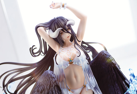透明感あふれる美しさ！ フィギュア「アルベド -水着Ver.-」、「シャル