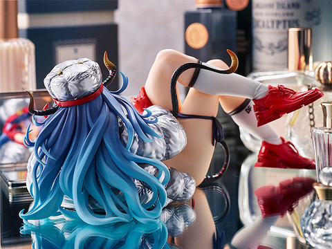 パンツほとんど脱げてます イラストレーターsaitom氏が描くルフィアの予約受付開始 Hobby Watch