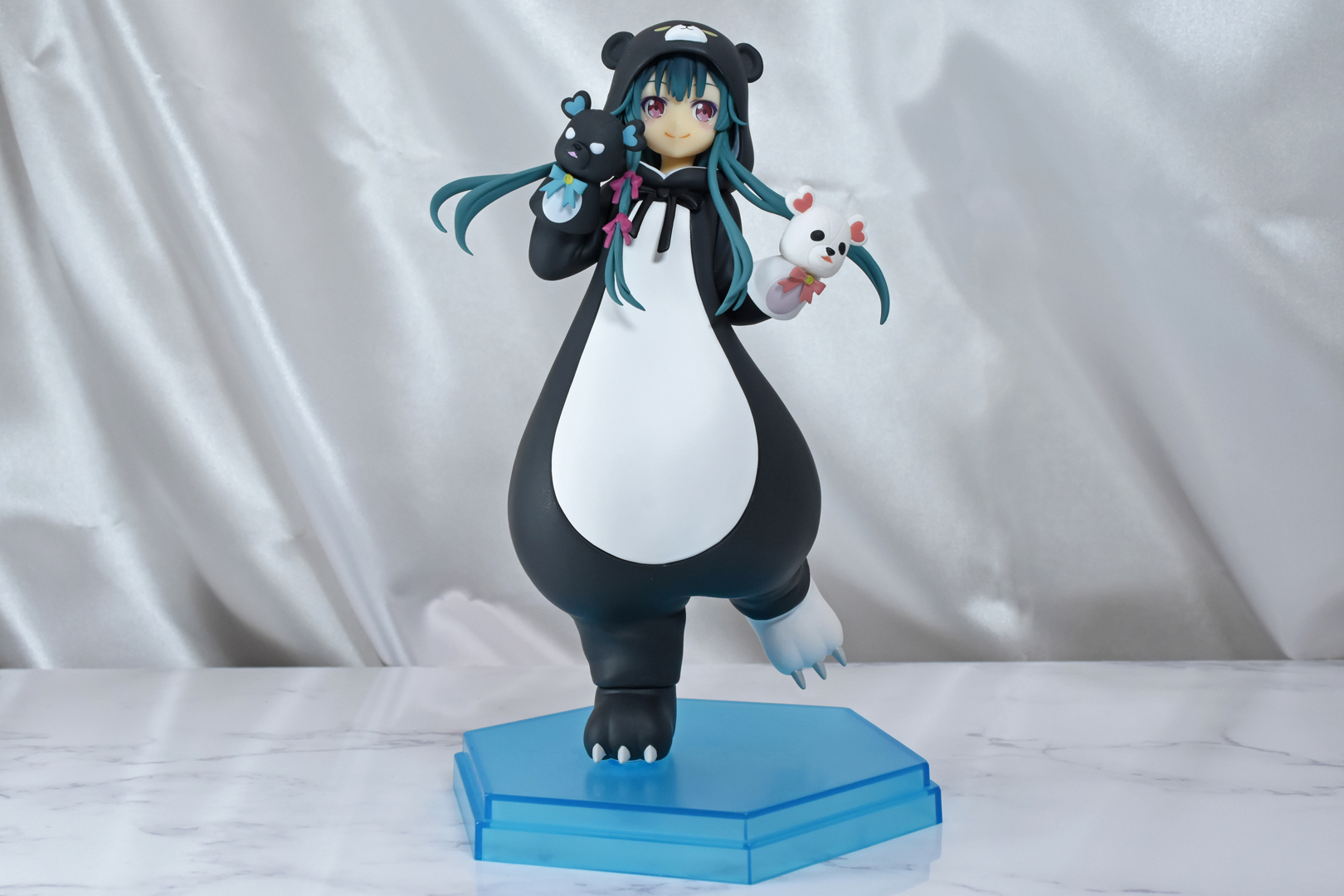 どこから覗き込んでも愛らしい姿