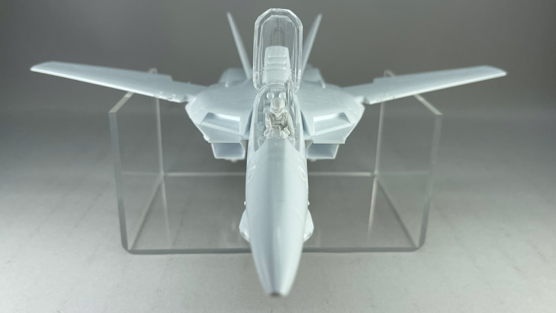 キャノピーはオープン状態にしました。いかにも飛びそうなスタイリングのVF-1がここに。ちょい組みだけでここまで仕上がる！