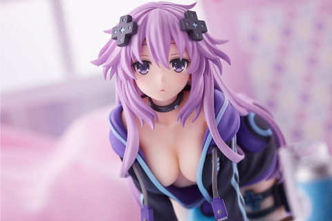 次元の旅人 ネプテューヌ寝起きVer 油断たっぷりな姿にドキリ！「超次元ゲイム ネプテューヌ」より