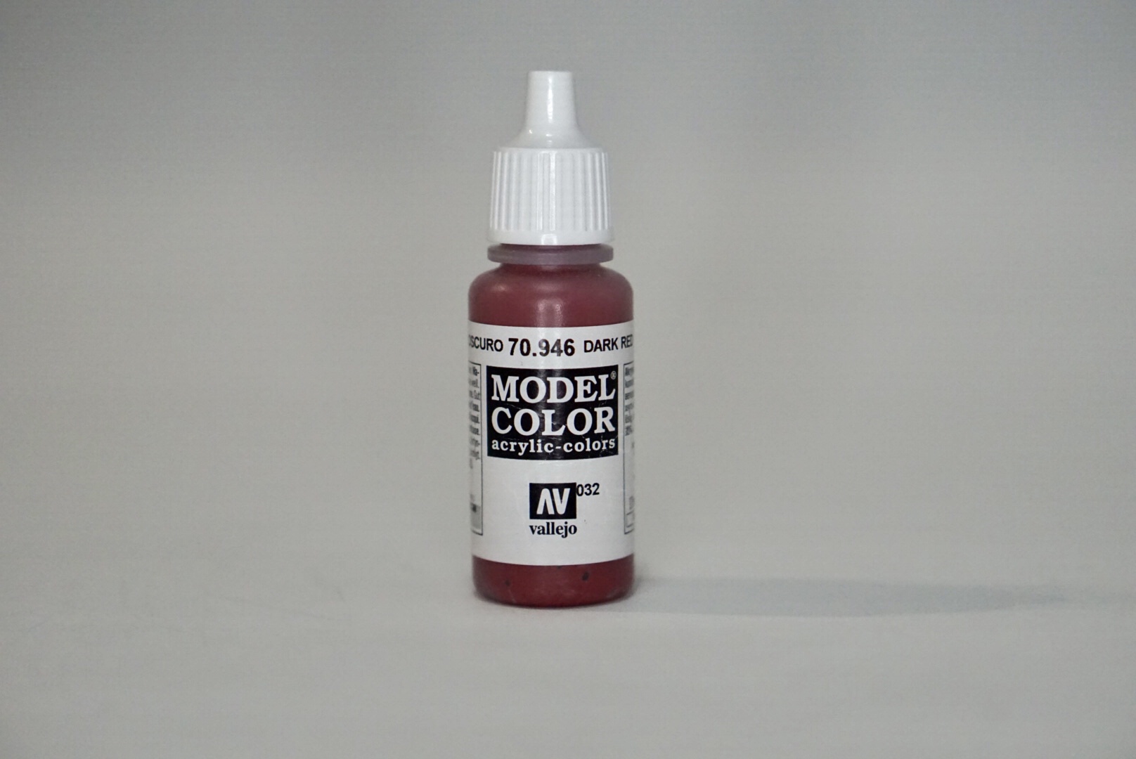 ファレホ ダークレッド 290円(税別)