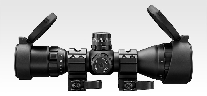 「NEWイルミネーテッド・ショートズームスコープ（3～9倍）」レバーでワンタッチで固定できる。広視野でサバイバルゲームでの実用性は高い